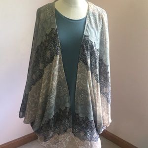 Plus size - sheer Shawl